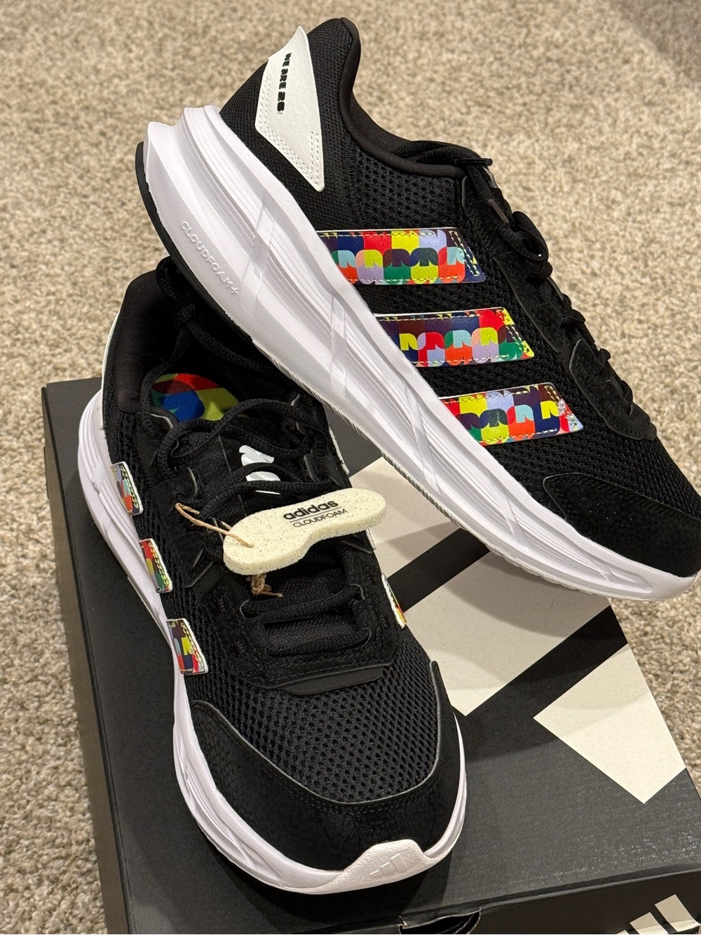 NEW Adidas Official FIFA “We Are 26” World Cup 2026 Volunteer Sneakers-M9/W10.5